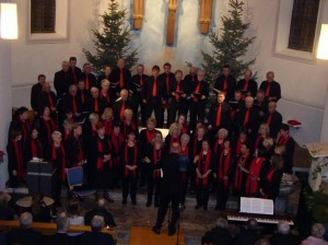 Singen vor der Stillen Nacht 23. 12. 2017, 19 Uhr, in der Kath. Pfarrkirche St. Jakobus in Dahlheim